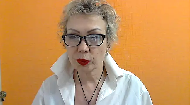 NessyJenixs online show from 03/07/25, 09:17