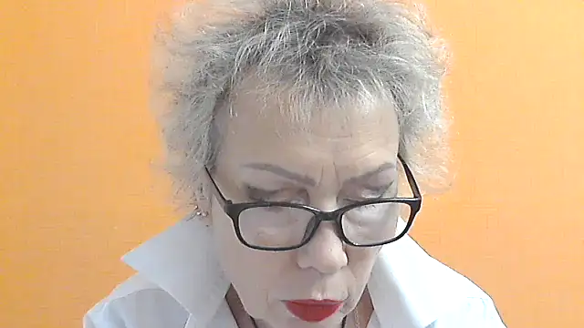 NessyJenixs online show from 10/10/25, 01:32