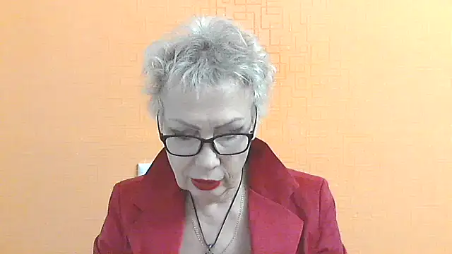 NessyJenixs online show from 10/24/25, 01:18