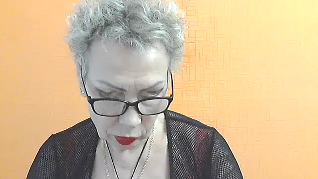 NessyJenixs online show from 11/27/25, 07:54