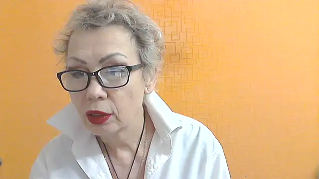 NessyJenixs online show from 12/19/25, 05:20