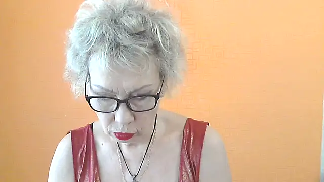 Snapshot of NessyJenixs chatting on 06/07/26, 07:01 NessyJenixs online show from 06/07/26, 07:01