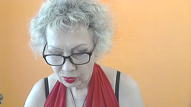 Snapshot of NessyJenixs chatting on 06/18/26, 07:30 NessyJenixs online show from 06/18/26, 07:30