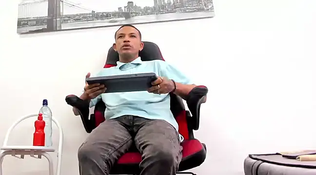 carlos alber12 online show from 02/15/25, 07:06