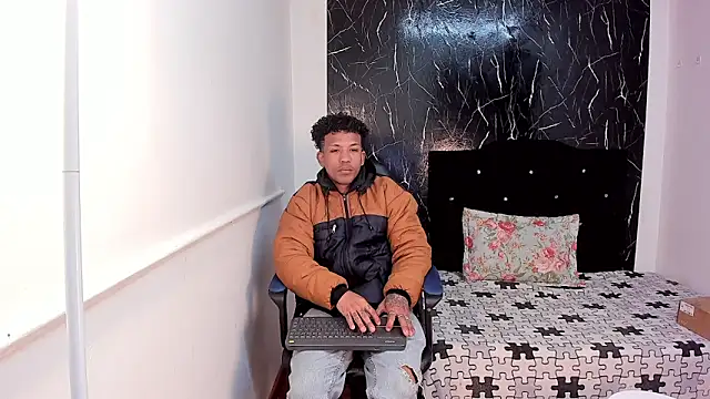 carlos alber12 online show from 10/04/25, 12:47