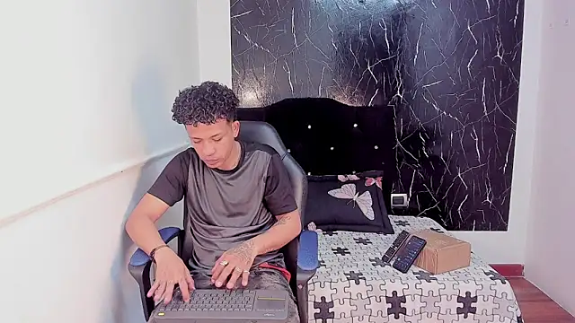 carlos alber12 online show from 10/10/25, 12:04