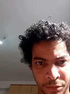 Snapshot of cingonduro chatting on 01/29/25, 10:37 cingonduro online show from 01/29/25, 10:37