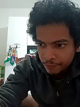 Snapshot of cingonduro chatting on 01/29/25, 03:47 cingonduro online show from 01/29/25, 03:47