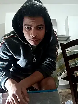 Snapshot of cingonduro chatting on 01/29/25, 06:50 cingonduro online show from 01/29/25, 06:50