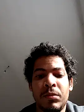 Snapshot of cingonduro chatting on 02/06/25, 09:43 cingonduro online show from 02/06/25, 09:43