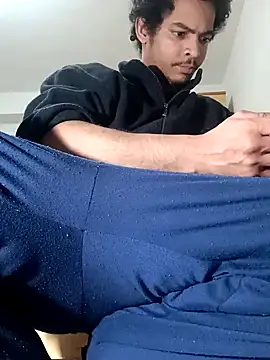 Snapshot of cingonduro chatting on 03/09/25, 06:43 cingonduro online show from 03/09/25, 06:43