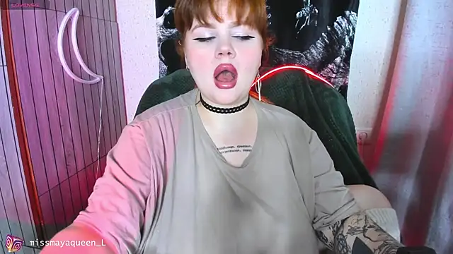 Snapshot of missmayaqueen chatting on 05/11/26, 12:55 missmayaqueen online show from 05/11/26, 12:55