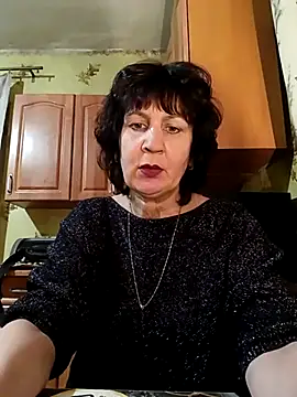 Laura Kiss online show from 03/08/25, 04:50