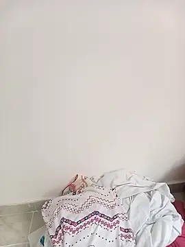 Snapshot of Morenalatina-hotsex chatting on 02/18/26, 09:22 Morenalatina-hotsex online show from 02/18/26, 09:22