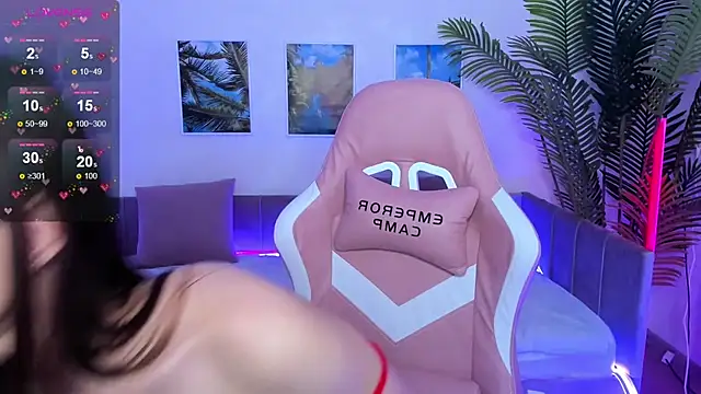 Snapshot of KristineBeauty chatting on 02/23/25, 01:46 KristineBeauty online show from 02/23/25, 01:46