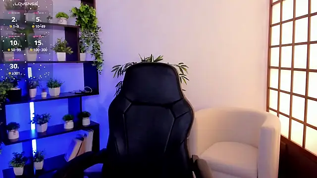 Snapshot of KristineBeauty chatting on 03/27/26, 08:37 KristineBeauty online show from 03/27/26, 08:37