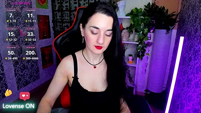 Snapshot of JessicaAlfo chatting on 02/12/26, 02:17 JessicaAlfo online show from 02/12/26, 02:17