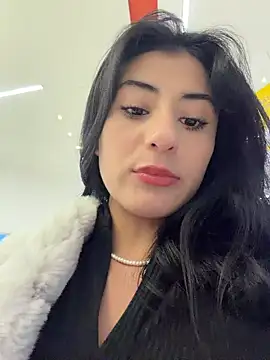 fiorella paris online show from 11/23/25, 10:09