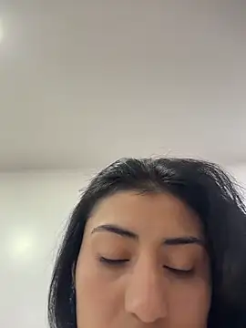 Snapshot of fiorella_paris chatting on 03/01/26, 11:29 fiorella paris online show from 03/01/26, 11:29