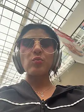 Snapshot of fiorella_paris chatting on 03/14/26, 09:09 fiorella paris online show from 03/14/26, 09:09