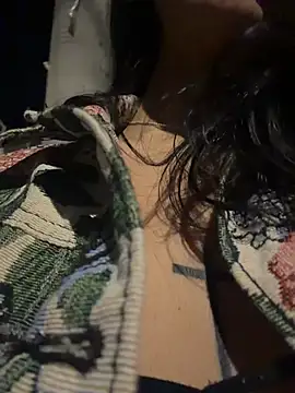 Snapshot of fiorella_paris chatting on 04/11/26, 07:45 fiorella paris online show from 04/11/26, 07:45