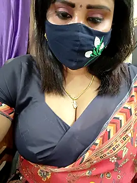 Queenflowerr online show from 03/30/26, 08:21