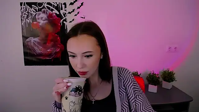 Nikonara Love online show from 02/10/25, 09:47