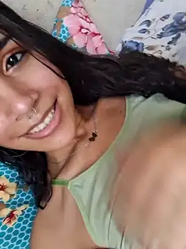 Snapshot of novinhatransexy chatting on 12/20/25, 04:58 novinhatransexy online show from 12/20/25, 04:58