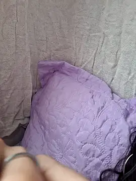 Snapshot of novinhatransexy chatting on 04/13/26, 05:40 novinhatransexy online show from 04/13/26, 05:40