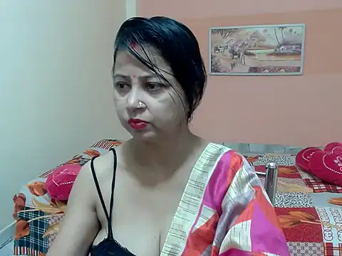 Snapshot of Valentin_Nappi chatting on 09/19/25, 04:47 Valentin Nappi online show from 09/19/25, 04:47