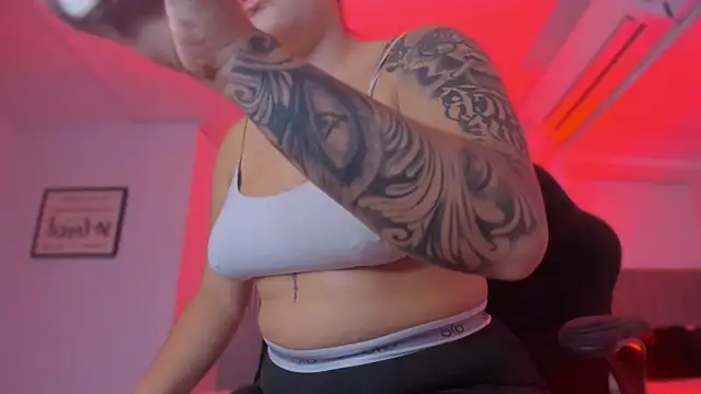 Snapshot of bonnieAn chatting on 09/11/25, 11:32 bonnieAn online show from 09/11/25, 11:32