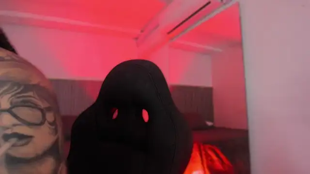 Snapshot of bonnieAn chatting on 11/25/25, 11:21 bonnieAn online show from 11/25/25, 11:21