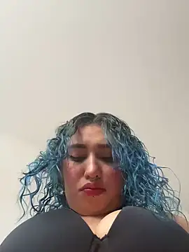 Snapshot of Bulmaa chatting on 01/21/25, 02:59 Bulmaa online show from 01/21/25, 02:59