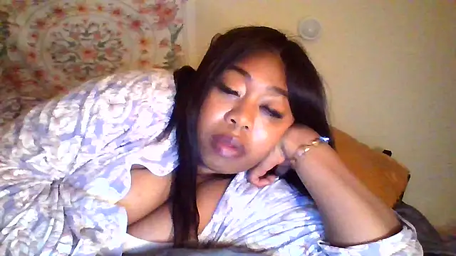 Snapshot of angeliquebelcali chatting on 11/09/25, 06:01 angeliquebelcali online show from 11/09/25, 06:01