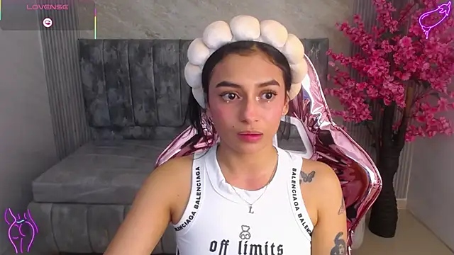 lilith petit sub online show from 09/16/25, 08:21