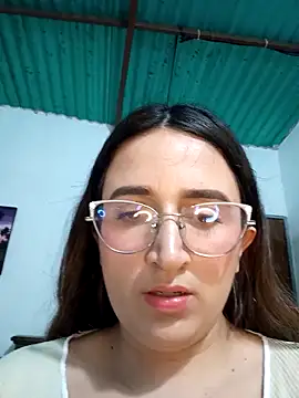 Snapshot of MyAlexaStar chatting on 11/20/25, 02:34 MyAlexaStar online show from 11/20/25, 02:34