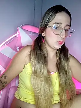 Snapshot of MyAlexaStar chatting on 04/23/26, 11:40 MyAlexaStar online show from 04/23/26, 11:40