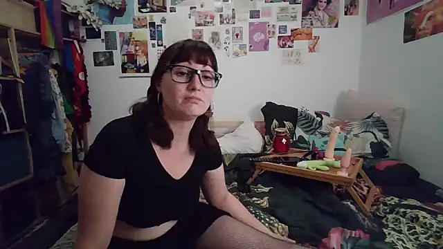 Snapshot of AdorahB3ll3 chatting on 03/03/25, 08:11 AdorahB3ll3 online show from 03/03/25, 08:11