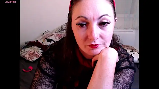 Snapshot of AdorahB3ll3 chatting on 09/08/25, 07:02 AdorahB3ll3 online show from 09/08/25, 07:02