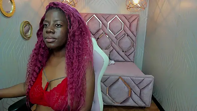 nefertiti ebony online show from 02/20/25, 07:23