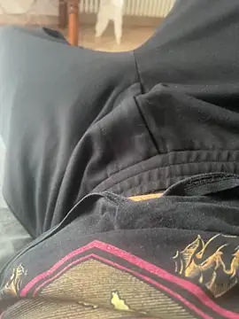 thor955555 online show from 10/19/25, 08:26