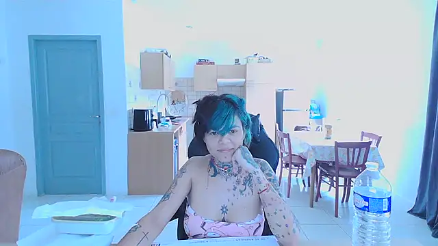 Snapshot of serena__vedette chatting on 01/29/25, 11:20 serena vedette online show from 01/29/25, 11:20