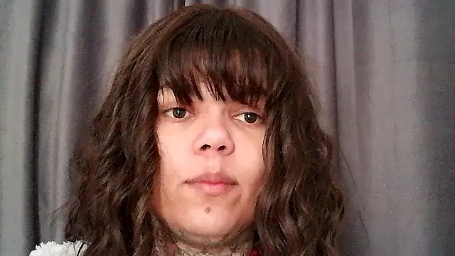 serena  vedette online show from 12/16/25, 11:04