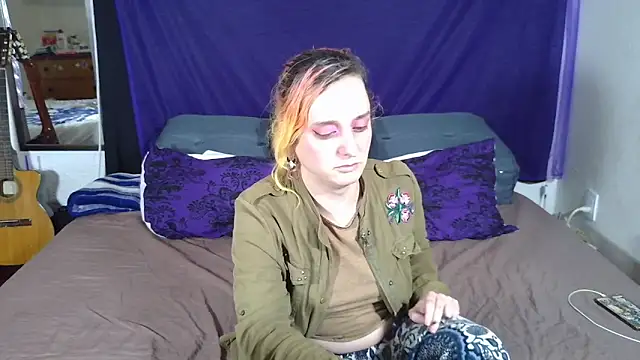 Snapshot of Evelan420 chatting on 10/09/25, 11:58 Evelan420 online show from 10/09/25, 11:58