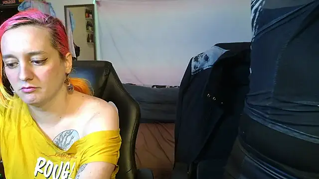 Snapshot of Evelan420 chatting on 01/05/26, 08:34 Evelan420 online show from 01/05/26, 08:34