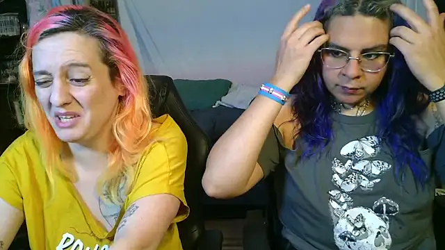 Snapshot of Evelan420 chatting on 02/05/26, 08:24 Evelan420 online show from 02/05/26, 08:24