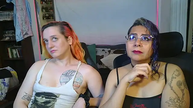 Snapshot of Evelan420 chatting on 02/13/26, 07:21 Evelan420 online show from 02/13/26, 07:21