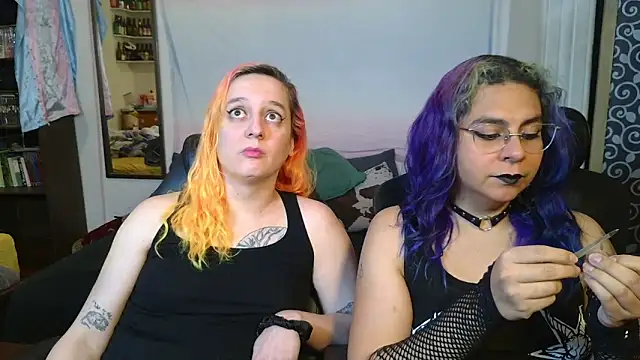 Snapshot of Evelan420 chatting on 02/16/26, 07:10 Evelan420 online show from 02/16/26, 07:10