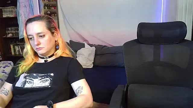 Snapshot of Evelan420 chatting on 02/28/26, 08:21 Evelan420 online show from 02/28/26, 08:21