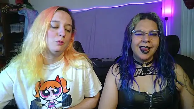 Snapshot of Evelan420 chatting on 03/19/26, 07:18 Evelan420 online show from 03/19/26, 07:18